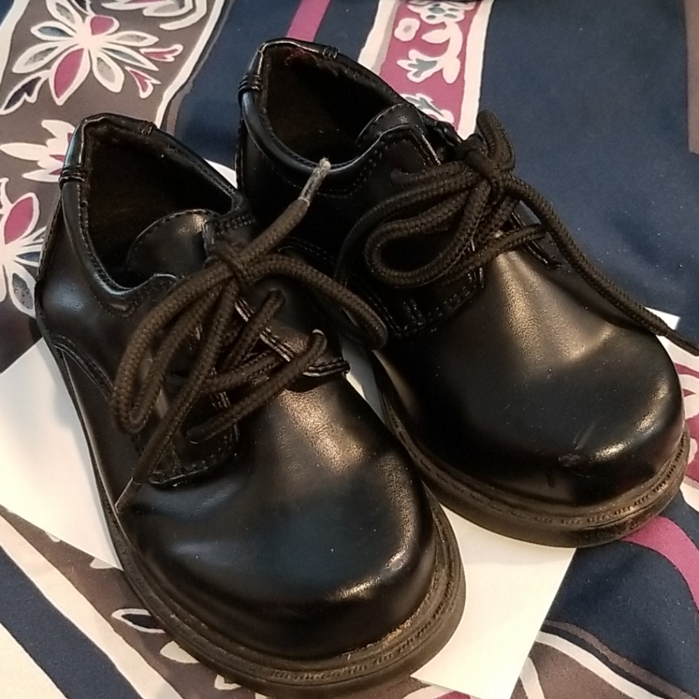 Hush Puppies Toddler Dress Shoe size 7
